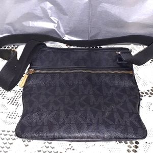 Michael Kors Crossbody Bag Excellent Condition